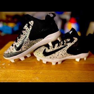 Only worn once Nike “Mike Trout signature” cleats